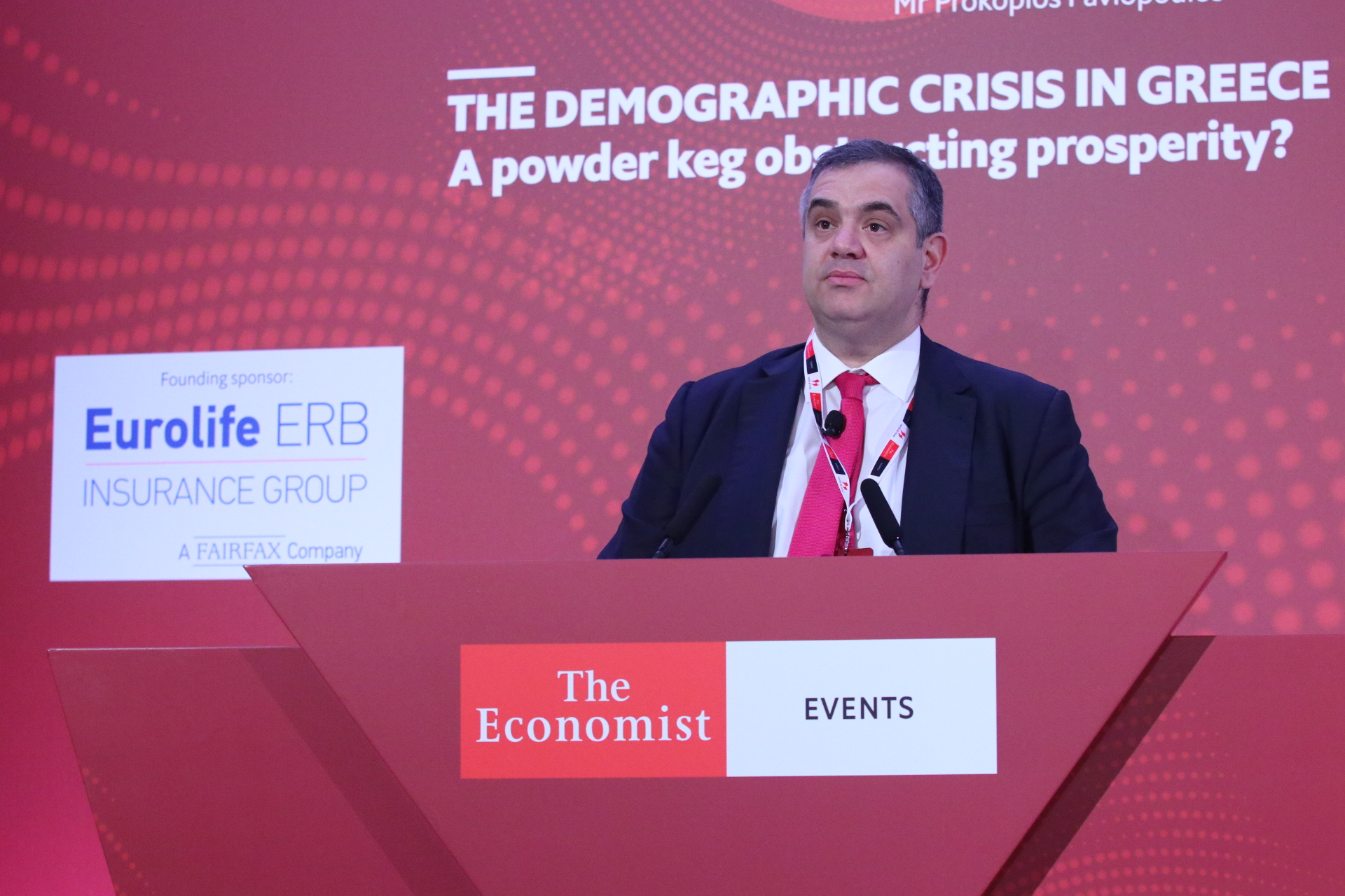 «Γενναία πολιτική κινήτρων για την υπογεννητικότητα »