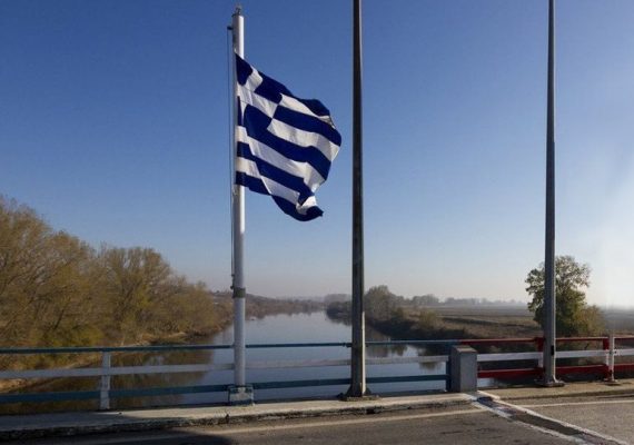 «Οι Έλληνες είμαστε λίγοι για να μην είμαστε ενωμένοι»