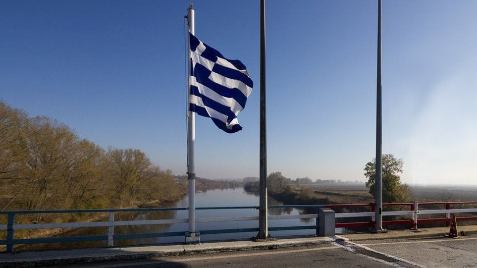 «Οι Έλληνες είμαστε λίγοι για να μην είμαστε ενωμένοι»