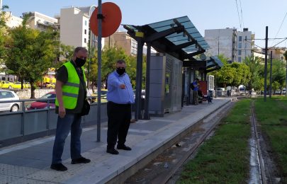 Παρών στα δοκιμαστικά δρομολόγια του Τραμ προς Σύνταγμα ο Βουλευτής Βασίλης Σπανάκης