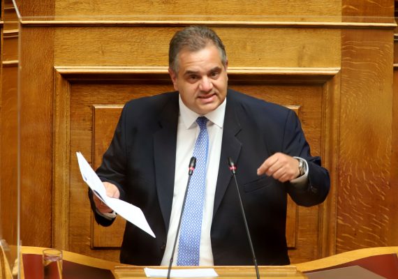 Διευκρινίσεις για την ελεύθερη πρόσβαση των Δικηγόρων στις Δημόσιες Υπηρεσίες ζητάει με Ερώτησή του ο Βουλευτής Βασίλης Σπανάκης