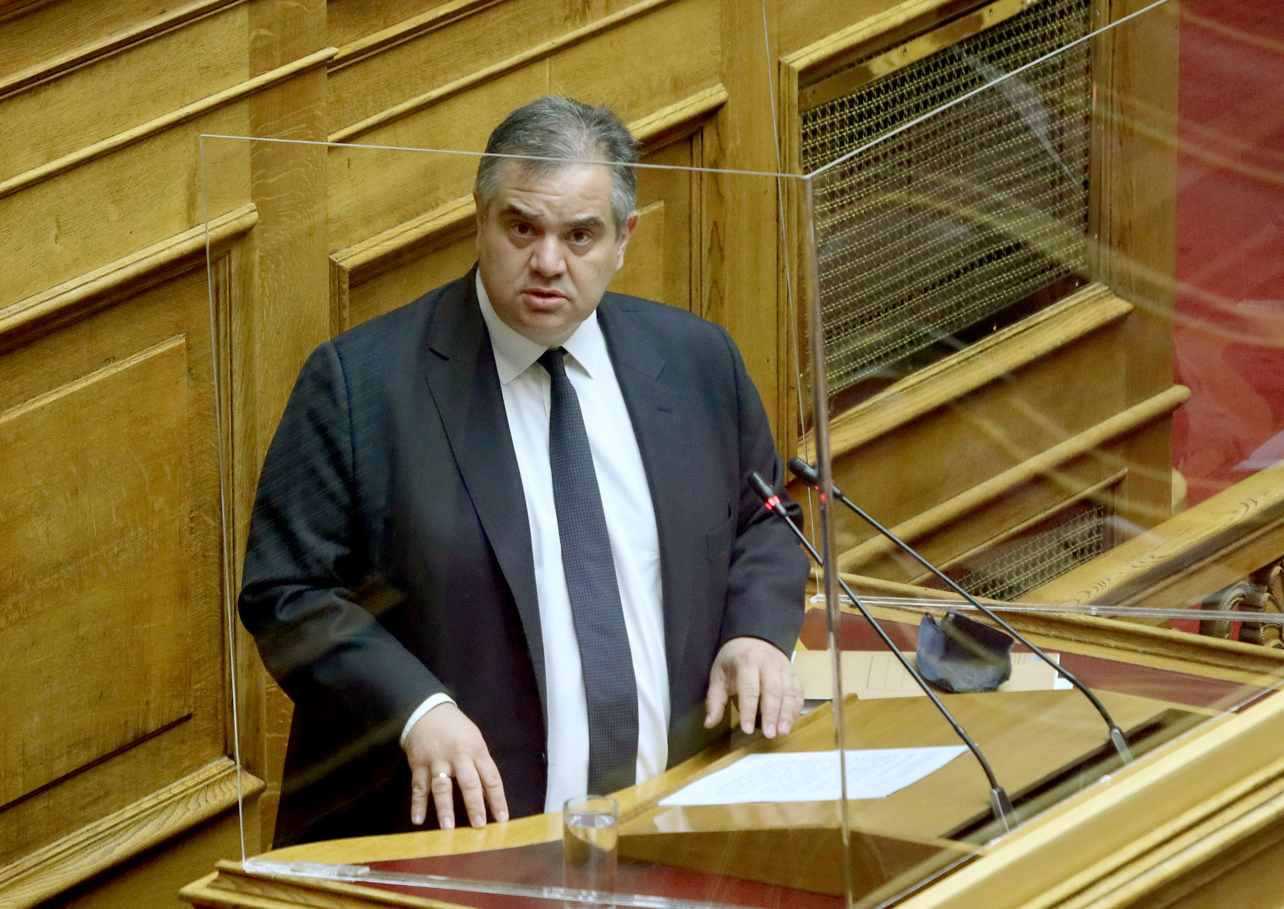 Το άνοιγμα της πλατφόρμας για δηλώσεις αναστολών συμβάσεων εργασίας Μαρτίου – Απριλίου 2021 στο ΠΣ “ΕΡΓΑΝΗ” για τις κλειστές επιχειρήσεις με κρατική εντολή, ζητάει ο Β. Σπανάκης