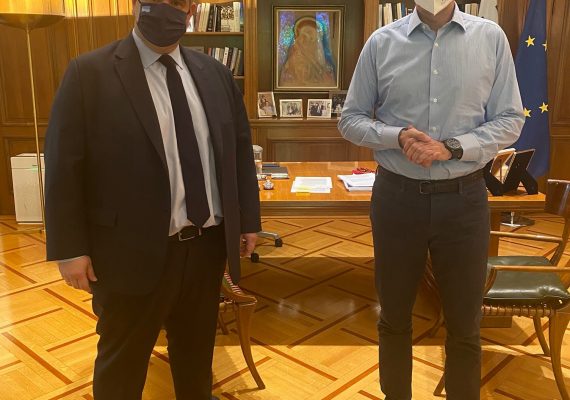 Τετ-α-τετ  Μητσοτάκη – Σπανάκη στο Μέγαρο Μαξίμου