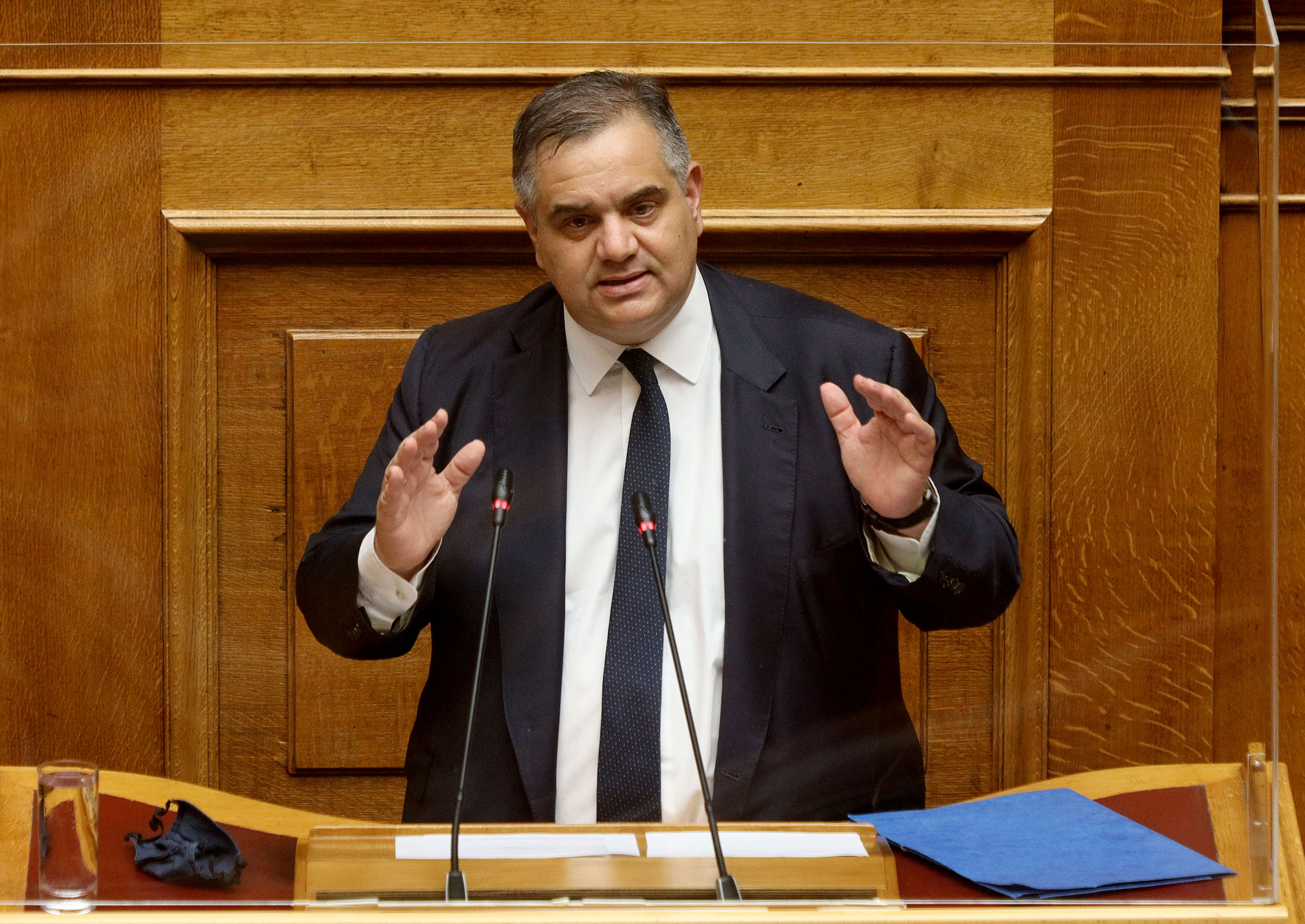 Την άμεση ανάγκη λήψης πρόσθετων μέτρων ασφαλείας για τον Δήμο Ζωγράφου και ενίσχυσης του Α.Τ. Ζωγράφου, ζητά ο Βουλευτής Β. Σπανάκης